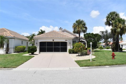 House in Punta Gorda, Florida 2 bedrooms, 122.35 sq.m. № 1918515 - photo 1