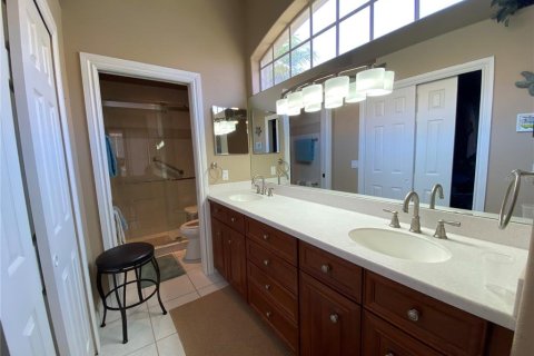 House in Punta Gorda, Florida 2 bedrooms, 122.35 sq.m. № 1918515 - photo 19
