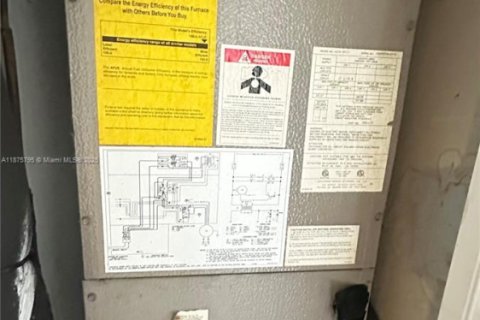 Condominio en venta en Plantation, Florida, 2 dormitorios, 100.33 m2 № 1930002 - foto 18