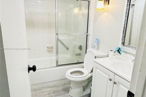 Condominio en venta en Plantation, Florida, 2 dormitorios, 100.33 m2 № 1930002 - foto 15