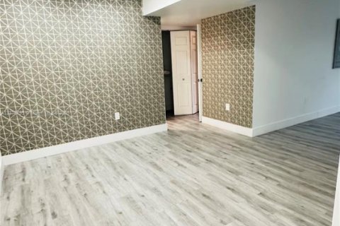 Condominio en venta en Plantation, Florida, 2 dormitorios, 100.33 m2 № 1930002 - foto 2