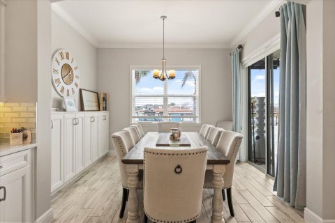 Casa en venta en Winter Garden, Florida, 6 dormitorios, 447.51 m2 № 2148799 - foto 18