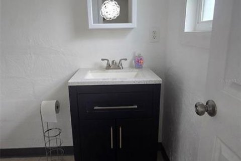 Apartamento en alquiler en Zephyrhills, Florida, 1 dormitorio, 53.51 m2 № 1901751 - foto 4