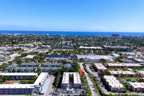 Condominio en venta en Deerfield Beach, Florida, 2 dormitorios, 100.33 m2 № 2010062 - foto 21