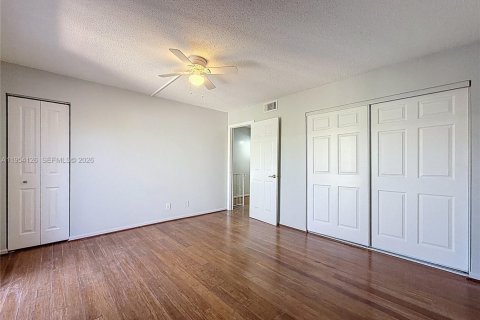 Condominio en venta en Deerfield Beach, Florida, 2 dormitorios, 100.33 m2 № 2010062 - foto 12