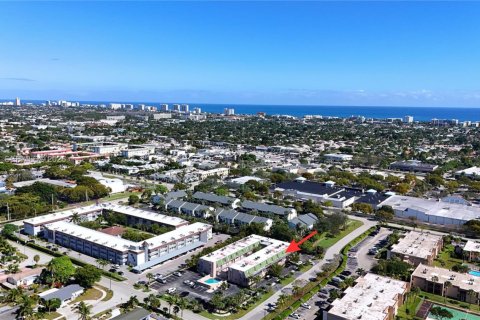 Condominio en venta en Deerfield Beach, Florida, 2 dormitorios, 100.33 m2 № 2010062 - foto 23