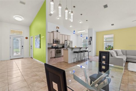 House in Palm Coast, Florida 2 bedrooms, 154.87 sq.m. № 1780761 - photo 10