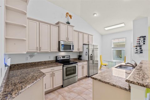 House in Palm Coast, Florida 2 bedrooms, 154.87 sq.m. № 1780761 - photo 12