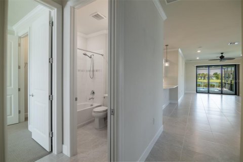 Villa ou maison à louer à Sarasota, Floride: 2 chambres, 143.81 m2 № 2339081 - photo 25