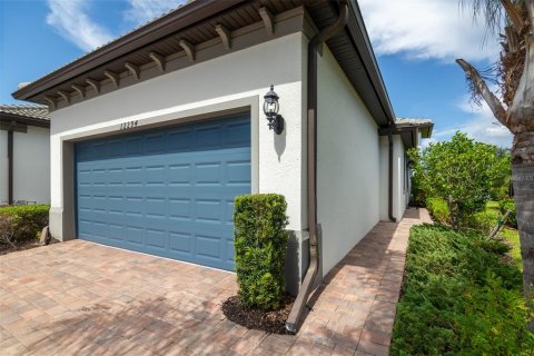 Villa ou maison à louer à Sarasota, Floride: 2 chambres, 143.81 m2 № 2339081 - photo 4