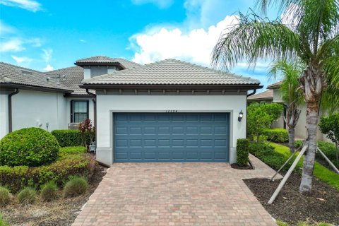 House in Sarasota, Florida 2 bedrooms, 143.81 sq.m. № 2339081