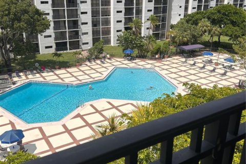 Condo in Sunny Isles Beach, Florida, 1 bedroom  № 1844178 - photo 17