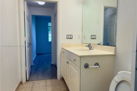 Copropriété à louer à Riviera Beach, Floride: 2 chambres, 79.43 m2 № 1953105 - photo 10