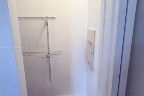 Copropriété à louer à Riviera Beach, Floride: 2 chambres, 79.43 m2 № 1953105 - photo 13