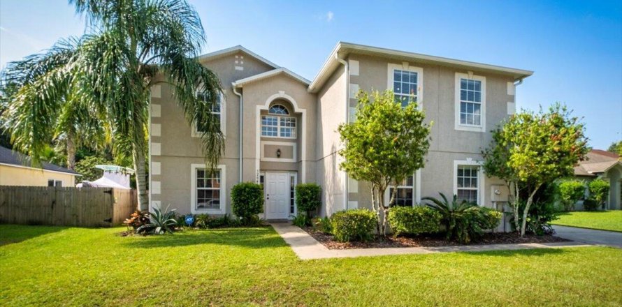 House in Jacksonville, Florida 4 bedrooms, 260.87 sq.m. № 766602