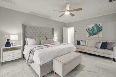 Casa en venta en Apopka, Florida, 4 dormitorios, 298.68 m2 № 1393889 - foto 18