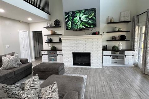 Casa en venta en Apopka, Florida, 4 dormitorios, 298.68 m2 № 1393889 - foto 15