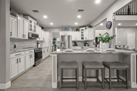 Casa en venta en Apopka, Florida, 4 dormitorios, 298.68 m2 № 1393889 - foto 11