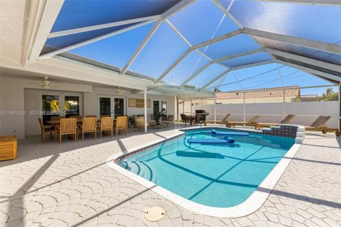 Casa en alquiler en Fort Lauderdale, Florida, 3 dormitorios, 168.8 m2 № 2057495 - foto 17
