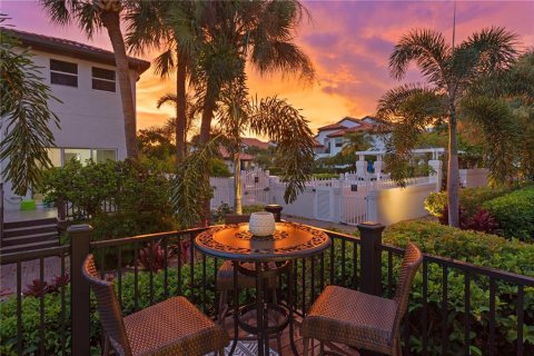 Townhouse in Tampa, Florida 3 bedrooms, 189.43 sq.m. № 1855824 - photo 29