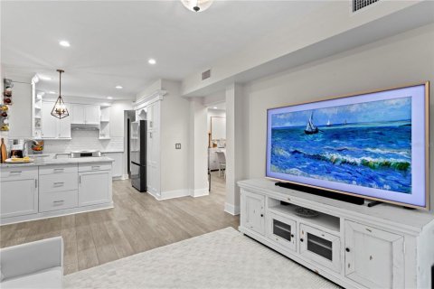Townhouse in Tampa, Florida 3 bedrooms, 189.43 sq.m. № 1855824 - photo 26