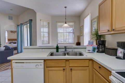 House in Haines City, Florida 5 bedrooms, 252.23 sq.m. № 2166024 - photo 20