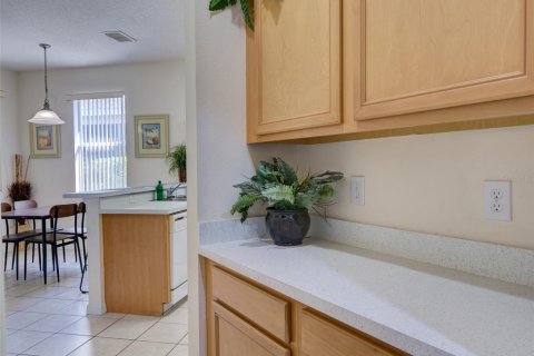 House in Haines City, Florida 5 bedrooms, 252.23 sq.m. № 2166024 - photo 19