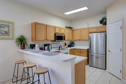 House in Haines City, Florida 5 bedrooms, 252.23 sq.m. № 2166024 - photo 21