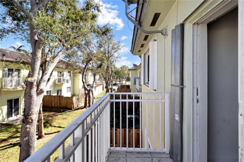 Condo in Homestead, Florida, 3 bedrooms  № 2402459 - photo 19