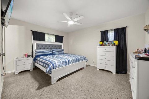Casa en venta en Orlando, Florida, 3 dormitorios, 132.94 m2 № 1918226 - foto 19