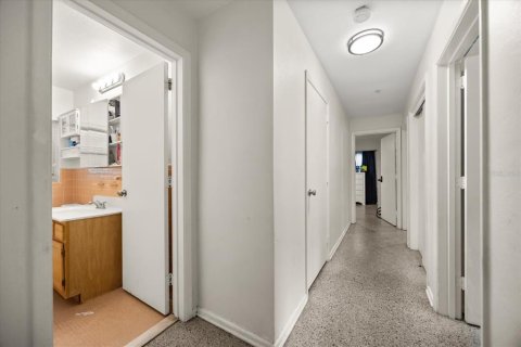 Casa en venta en Orlando, Florida, 3 dormitorios, 132.94 m2 № 1918226 - foto 11