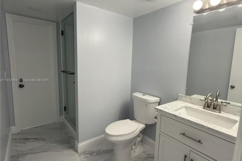 Townhouse in Palm Beach Gardens, Florida 3 bedrooms, 118.54 sq.m. № 1953729 - photo 19