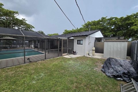 Villa ou maison à louer à Cutler Bay, Floride: 4 chambres, 122.54 m2 № 1971357 - photo 23