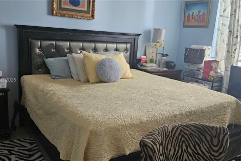 Condominio en venta en Lauderdale Lakes, Florida, 2 dormitorios, 89.19 m2 № 2012502 - foto 9