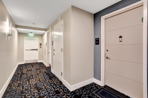 Condo in Delray Beach, Florida, 2 bedrooms  № 2177532 - photo 18