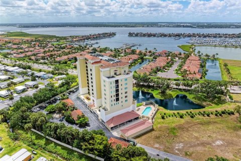 Condominio en venta en Palmetto, Florida, 3 dormitorios, 195.65 m2 № 1720759 - foto 1