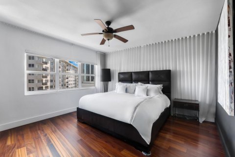 Condo in Fort Lauderdale, Florida, 2 bedrooms № 2391976 - photo 20