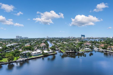 Condo in Fort Lauderdale, Florida, 2 bedrooms № 2391976 - photo 27