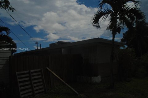 Casa en venta en Hollywood, Florida, 4 dormitorios, 121.7 m2 № 1932753 - foto 12