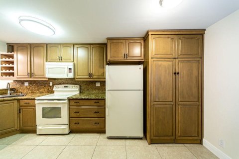 Condo in Boca Raton, Florida, 2 bedrooms  № 2182990 - photo 4
