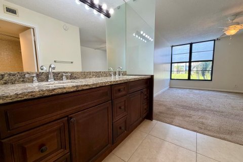 Condo in Boca Raton, Florida, 2 bedrooms  № 2182990 - photo 12