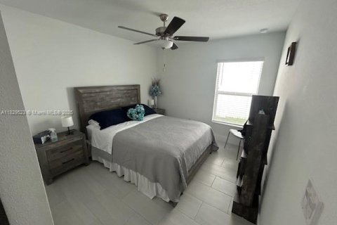 House in Plant City, Florida 3 bedrooms, 134.8 sq.m. № 1814699 - photo 29