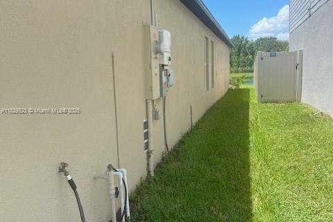 House in Plant City, Florida 3 bedrooms, 134.8 sq.m. № 1814699 - photo 24