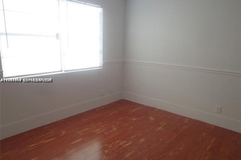 Condo in Sunrise, Florida, 3 bedrooms  № 2030781 - photo 6