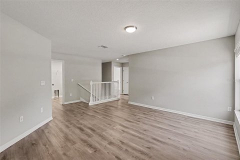 Casa en venta en Land O' Lakes, Florida, 3 dormitorios, 230.58 m2 № 2166973 - foto 15