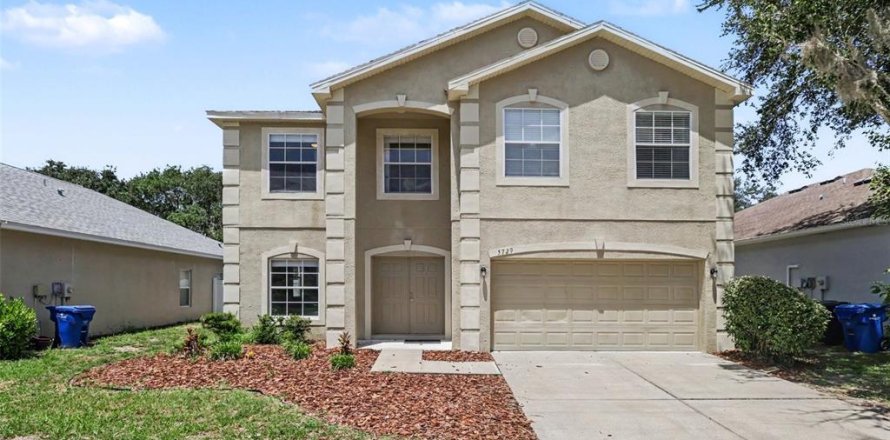 Casa en Land O' Lakes, Florida 3 dormitorios, 230.58 m2 № 2166973