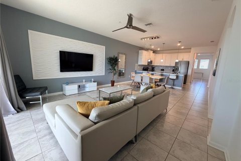 Condo in Davenport, Florida, 3 bedrooms  № 2222622 - photo 15