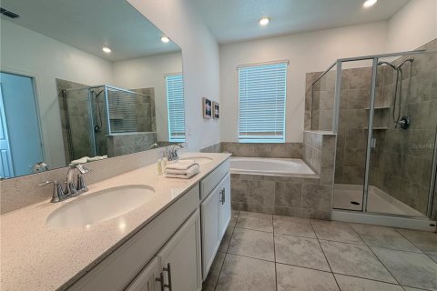 Condo in Davenport, Florida, 3 bedrooms  № 2222622 - photo 25