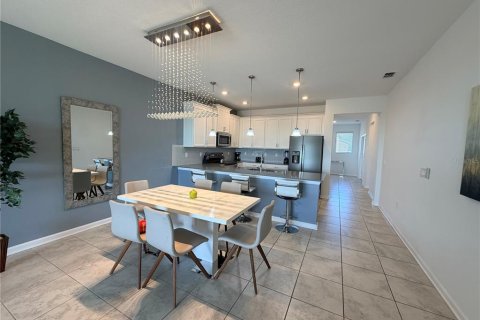 Condo in Davenport, Florida, 3 bedrooms  № 2222622 - photo 11
