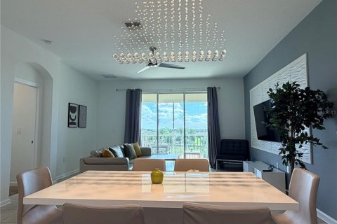 Condo in Davenport, Florida, 3 bedrooms  № 2222622 - photo 8